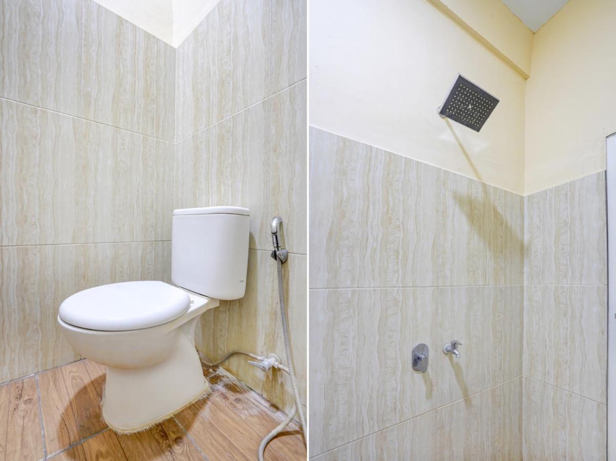 Oyo 3710 Izzi Hotel Lamongan Bagian luar foto